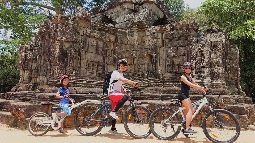 Cycling in Siem Reap